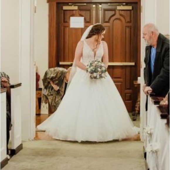 Stella York Wedding Gown, size 14, only taken in at waist 2 inches. - Picture 5 of 5